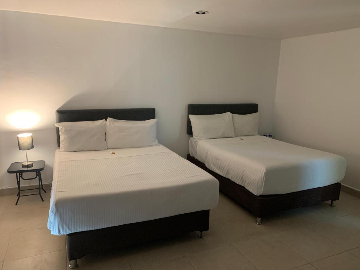 Hotel Escala Puebla Centro ภายนอก รูปภาพ